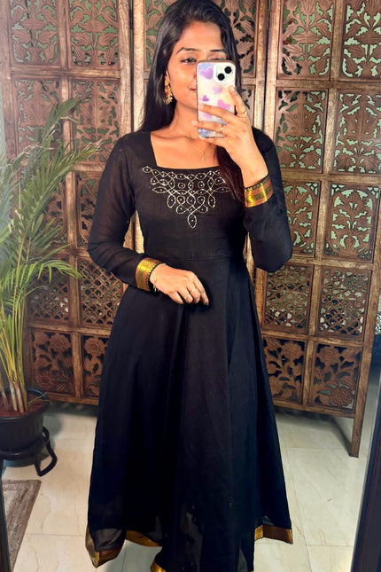 Blooming vichitra silk Gown SS577