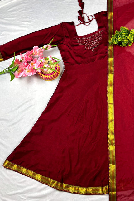 Blooming vichitra silk Gown SS577