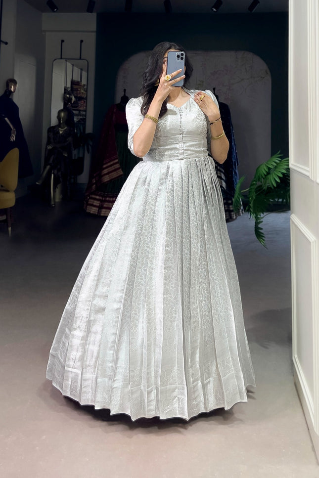 Draped in culture, twirling in style 476