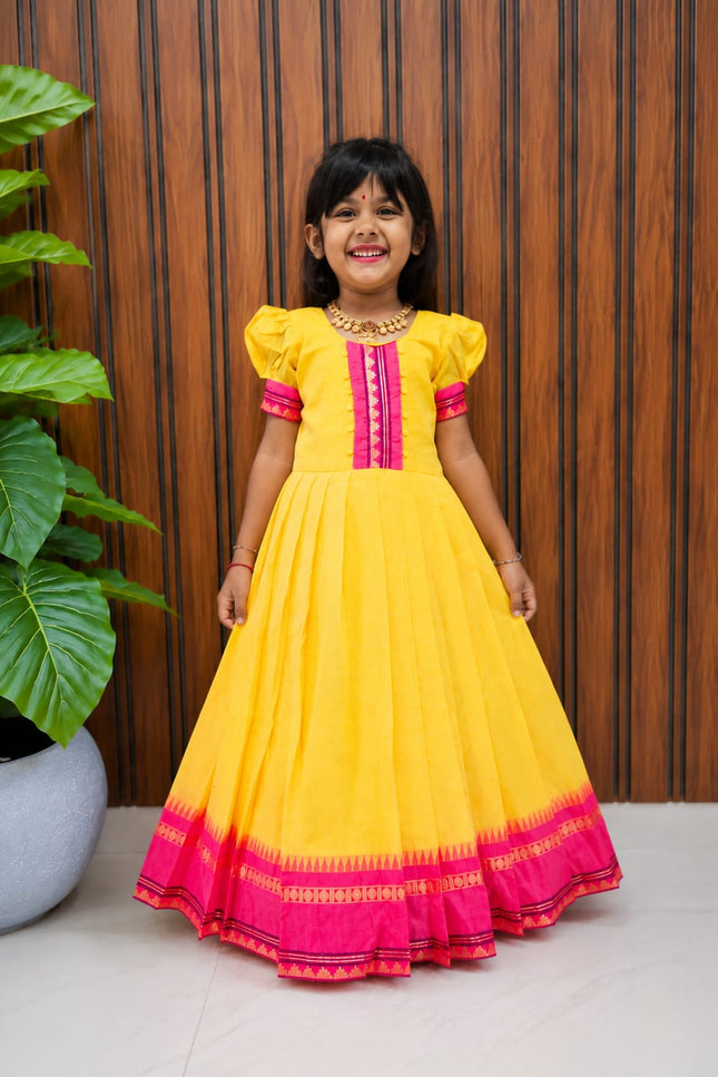 Girls vintage gown SS326