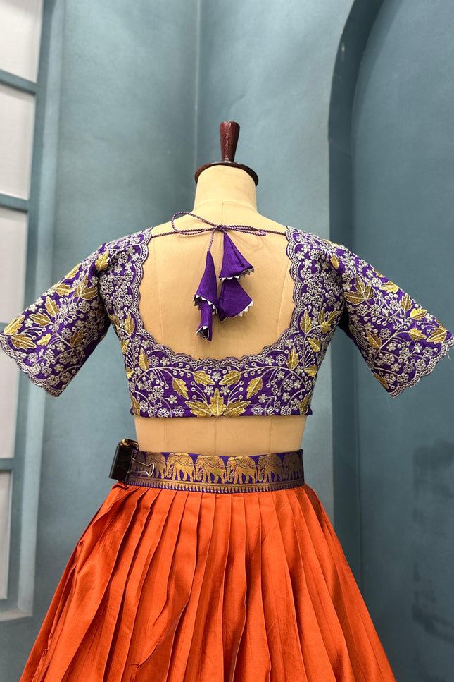 Lehenga showcases the beauty SS304