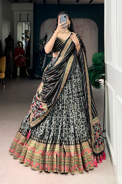 Tasar Silk lehangas SS24