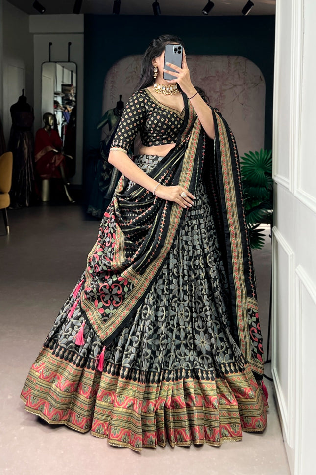 Tasar Silk lehangas SS24