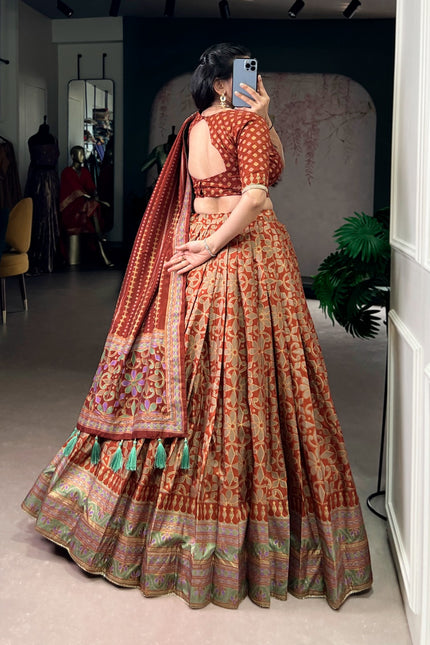 Tasar Silk lehangas SS24