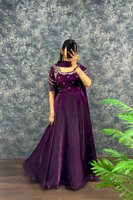 Premium Fendy Satin SS61