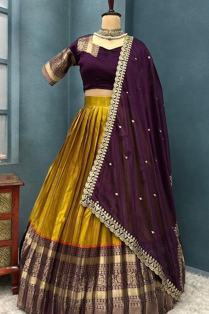 Lehenga features a stunning look SS303