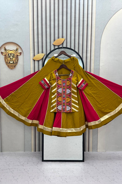 Kediyu Lehenga SS72