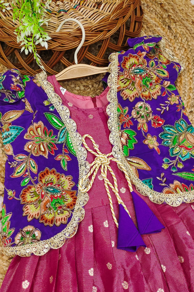 Peacock love SS205