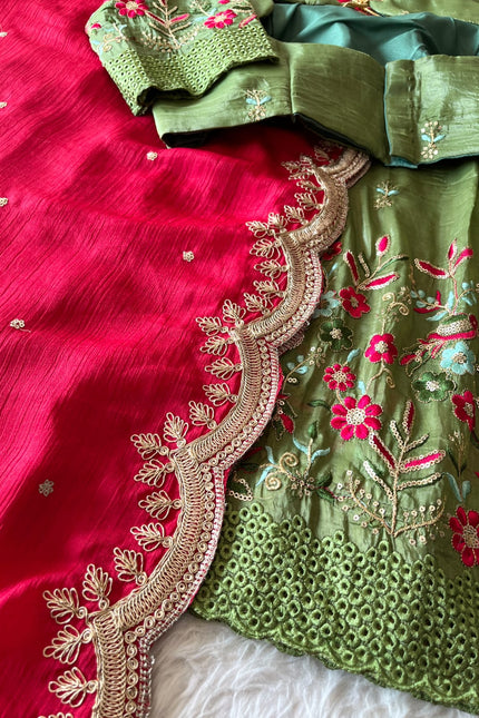 Parrot beauty lehangas SS253