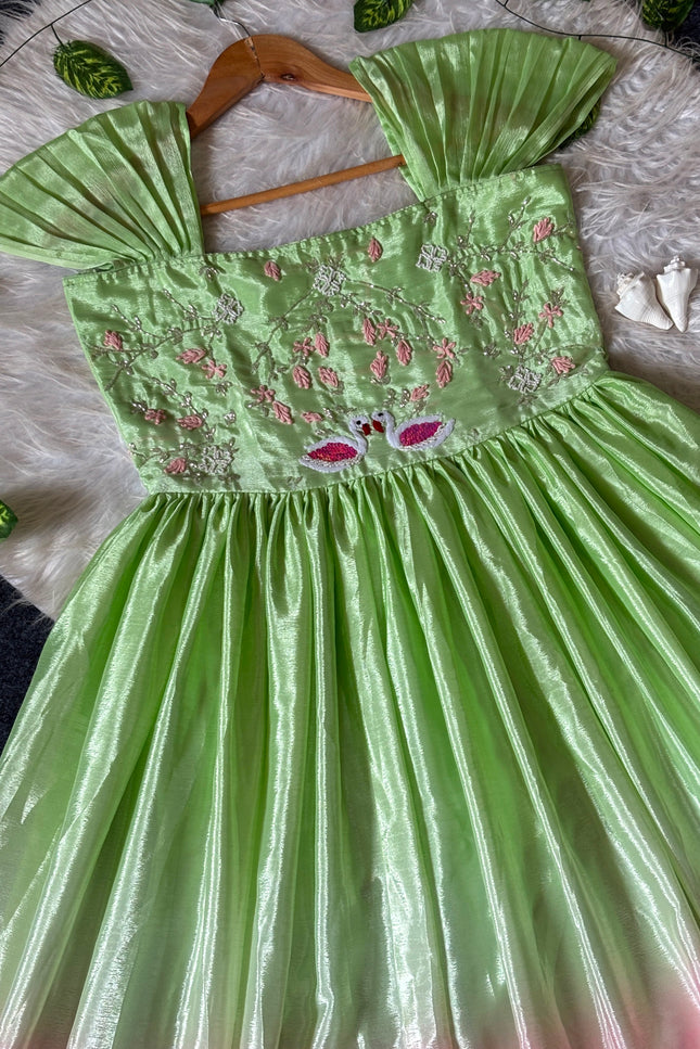 Soft padding chinon gown SS248