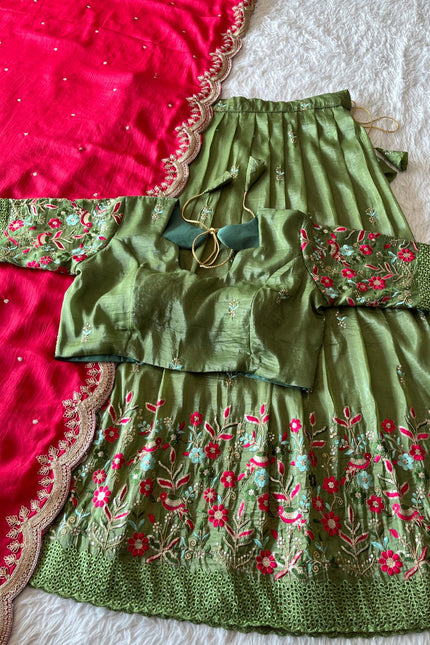 Parrot beauty lehangas SS253