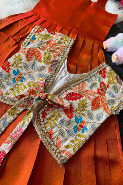 Festive Charm SS269