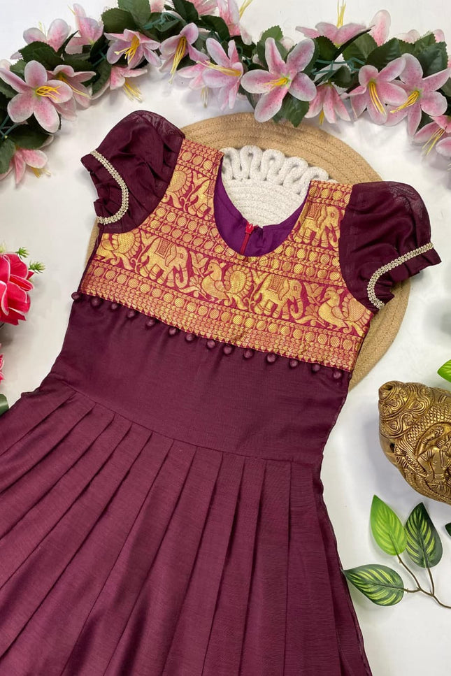 Exclusive kids gown SS282