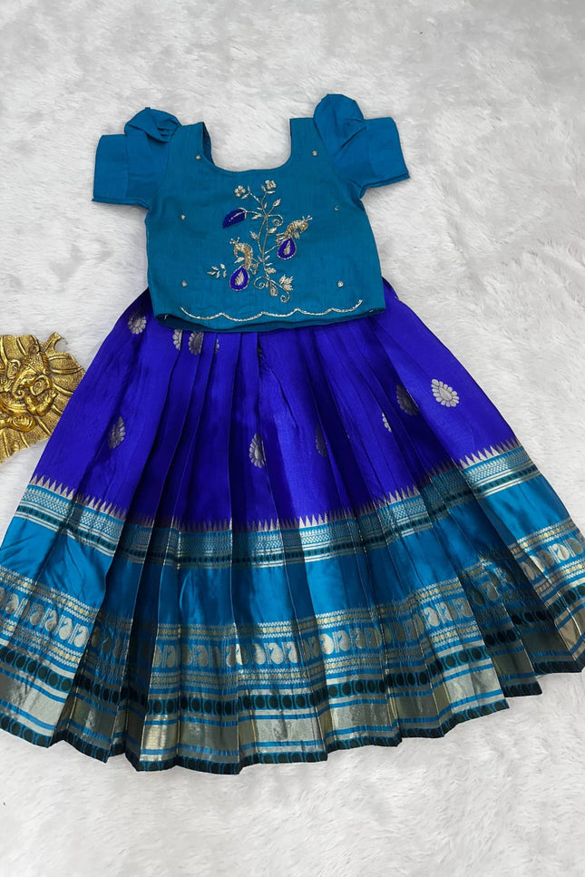 KIDS LEHENGA CHOLI SS300