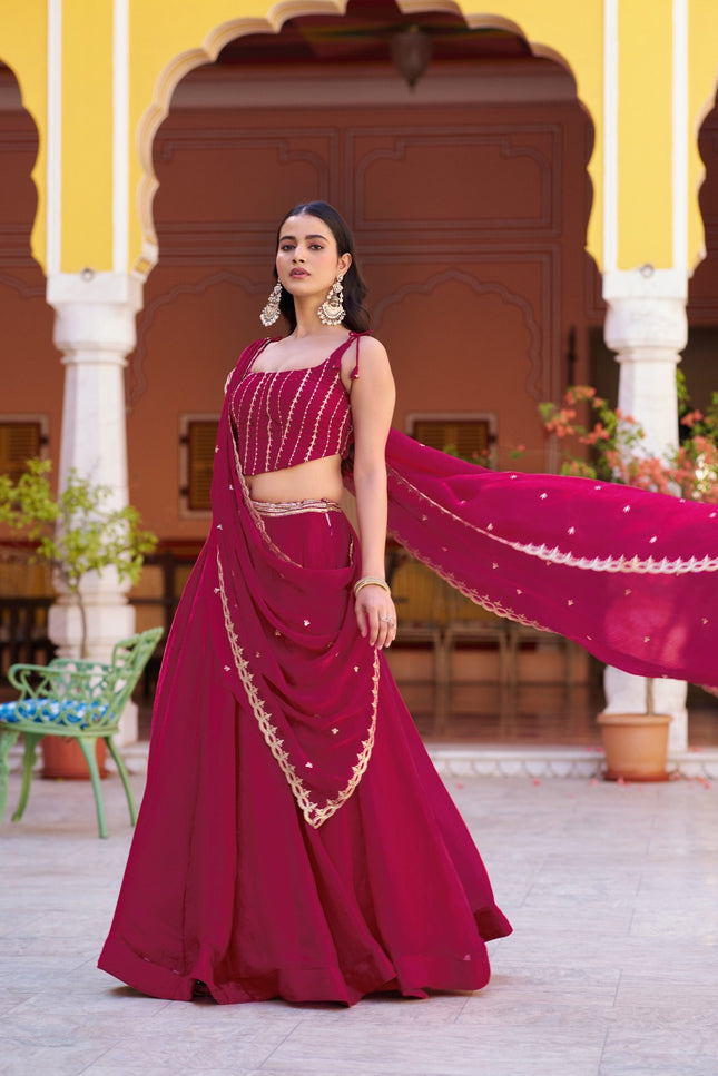Look that speaks pure elegance  SS298