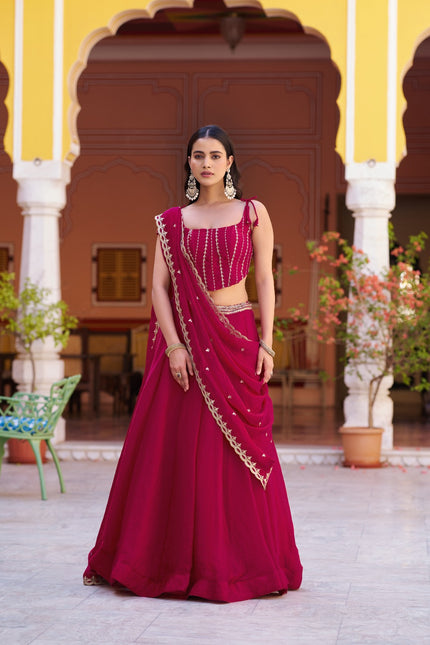 Look that speaks pure elegance  SS298