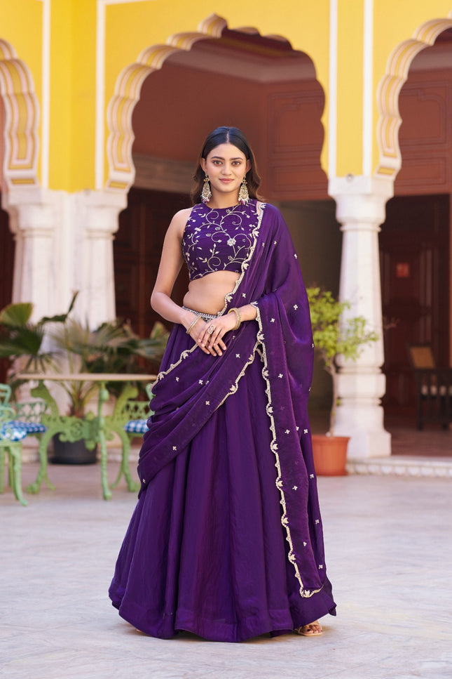 Look that speaks pure elegance  SS298