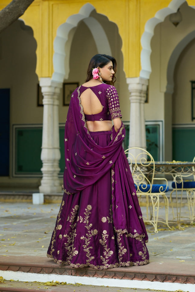 Graceful festive look SS256