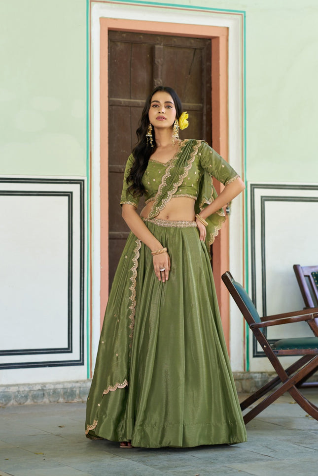 A look that speaks grace SS290