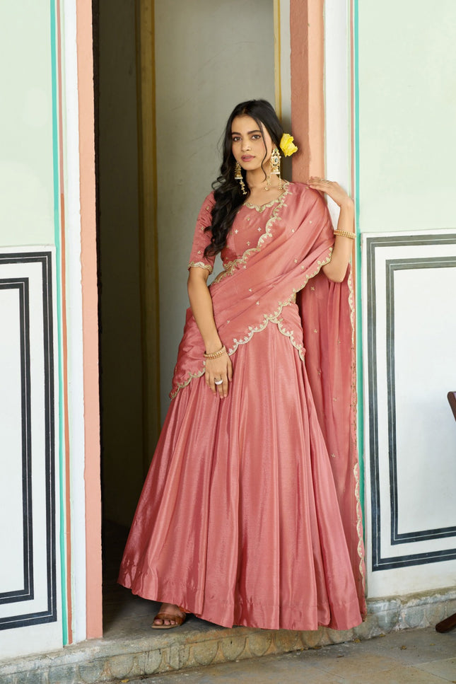 A look that speaks grace SS290