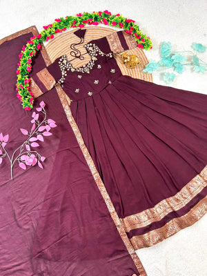 Royal wine color
