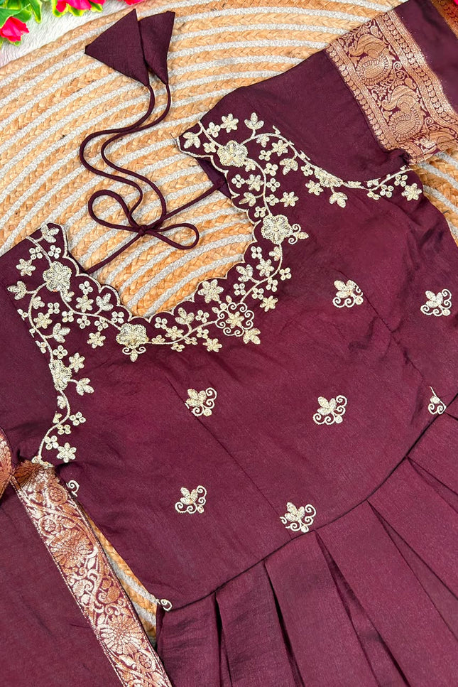 Royal Wine Elegance Gown SS299
