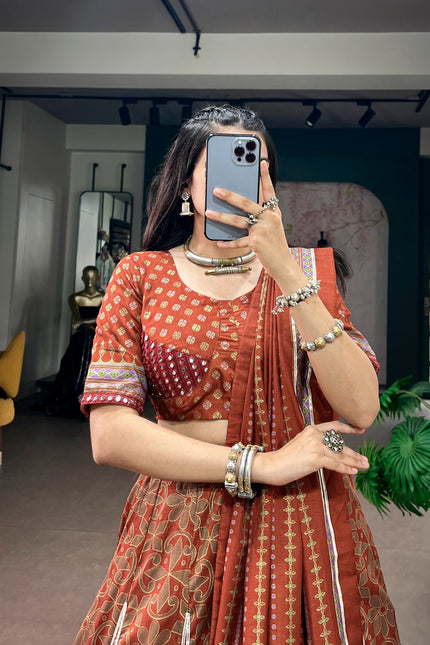 Celebrate the spirit of Navratri SS340