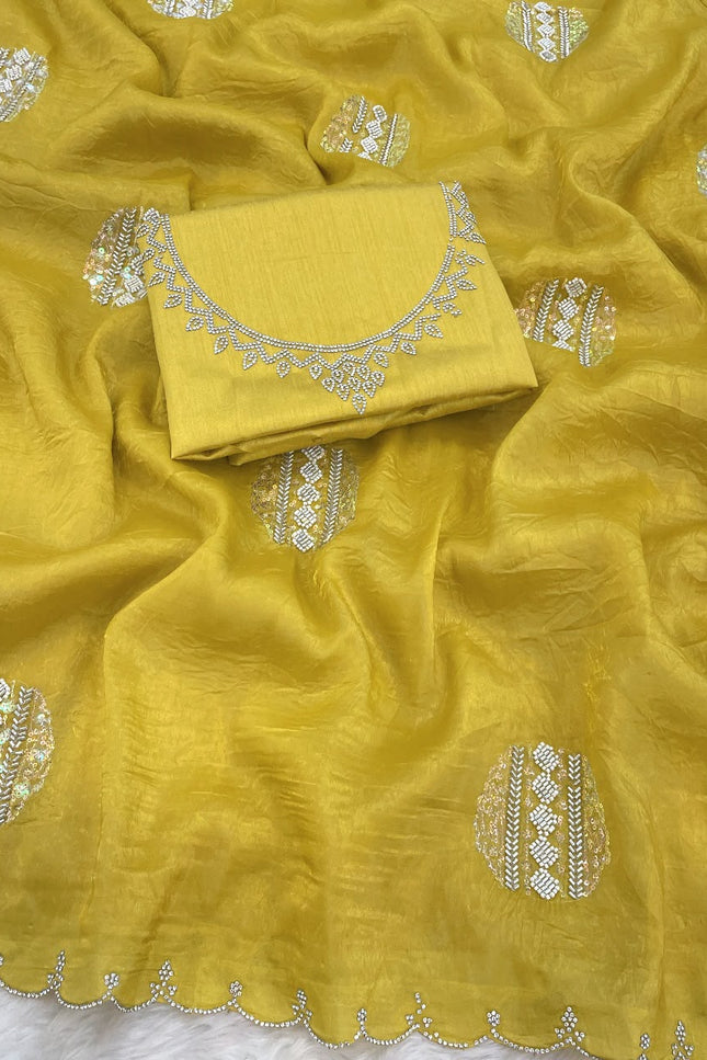 Soft gold crush style saree SS321