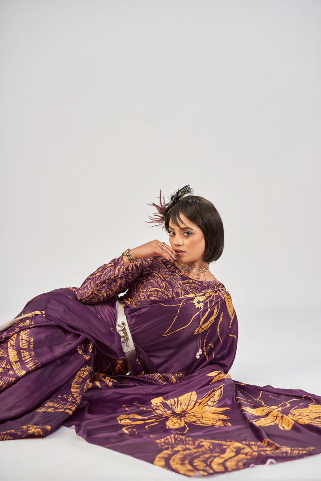 Effortless grace in every drape SS346