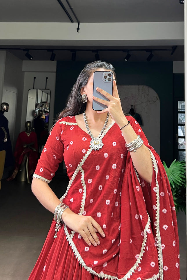 An unique glow on every rhythm of Garba SS357