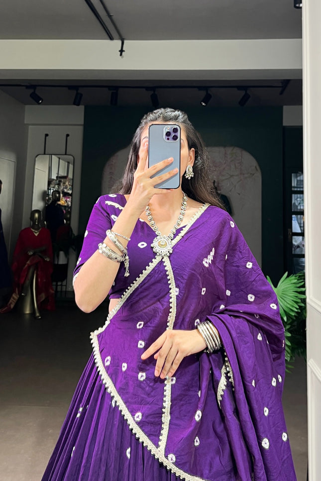 An unique glow on every rhythm of Garba SS357