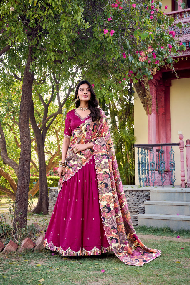 A masterpiece of sequins SS377