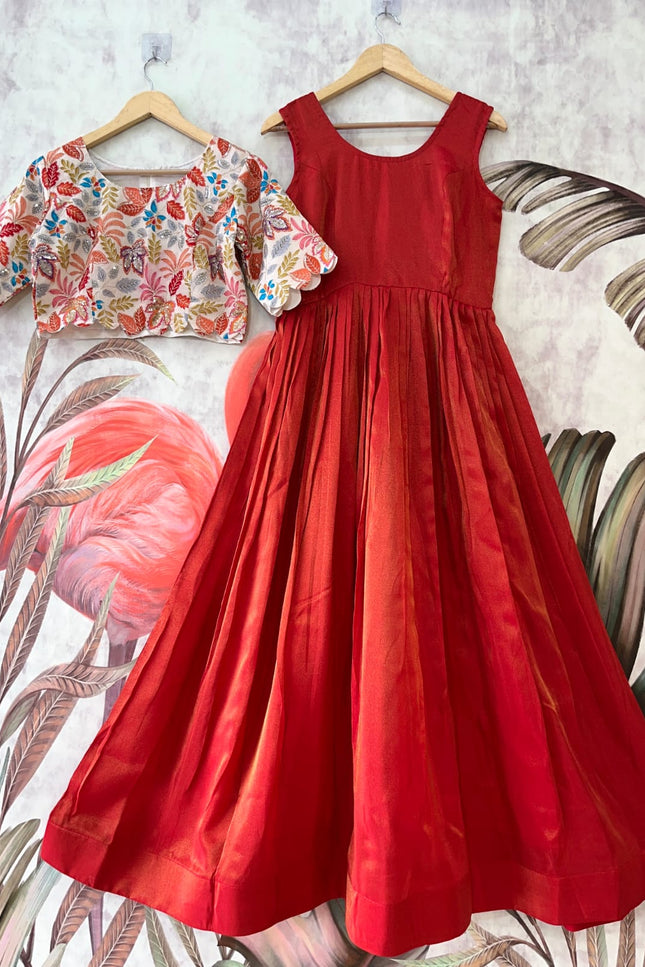 ADULT GOWN WITH COAT SS379