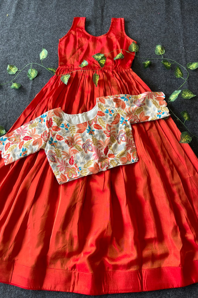ADULT GOWN WITH COAT SS379