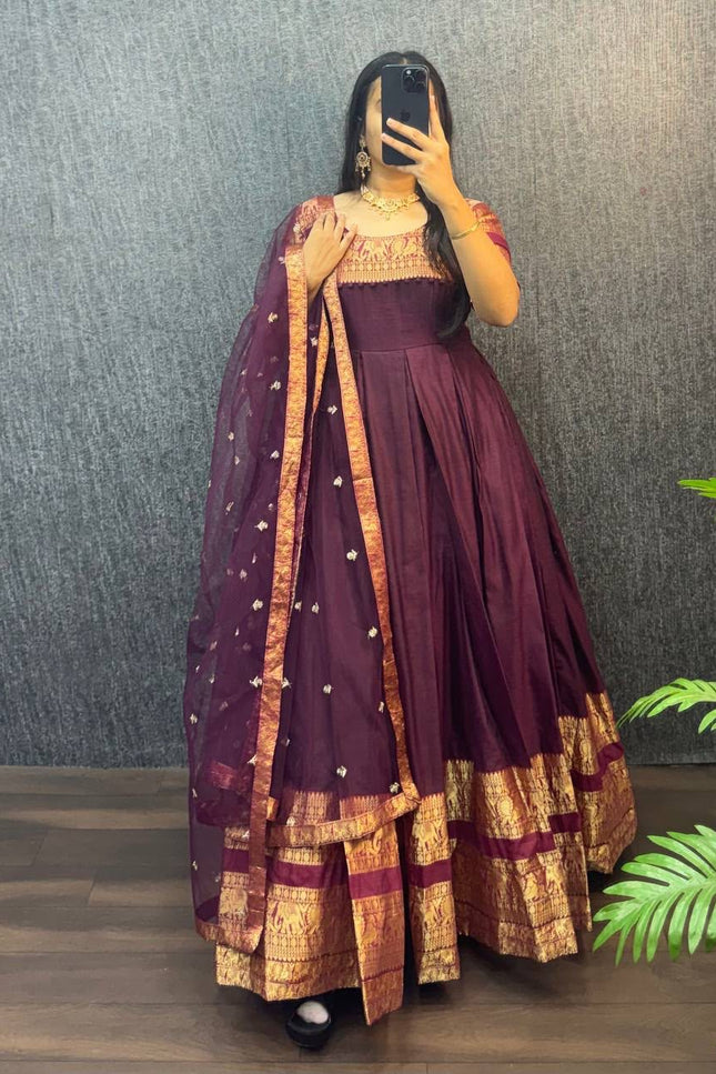 NARYANPET SILK GOWN SS378