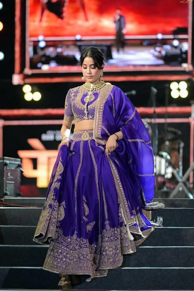 Janvi Kapoor lehanga SS400