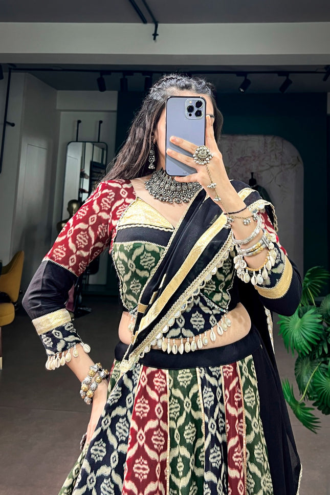 Celebrate the magic of Navratri SS422