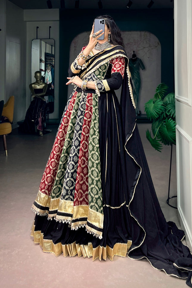 Celebrate the magic of Navratri SS422