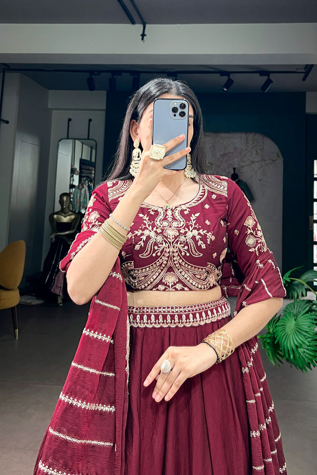 Designed to capture attention of beauty SS423