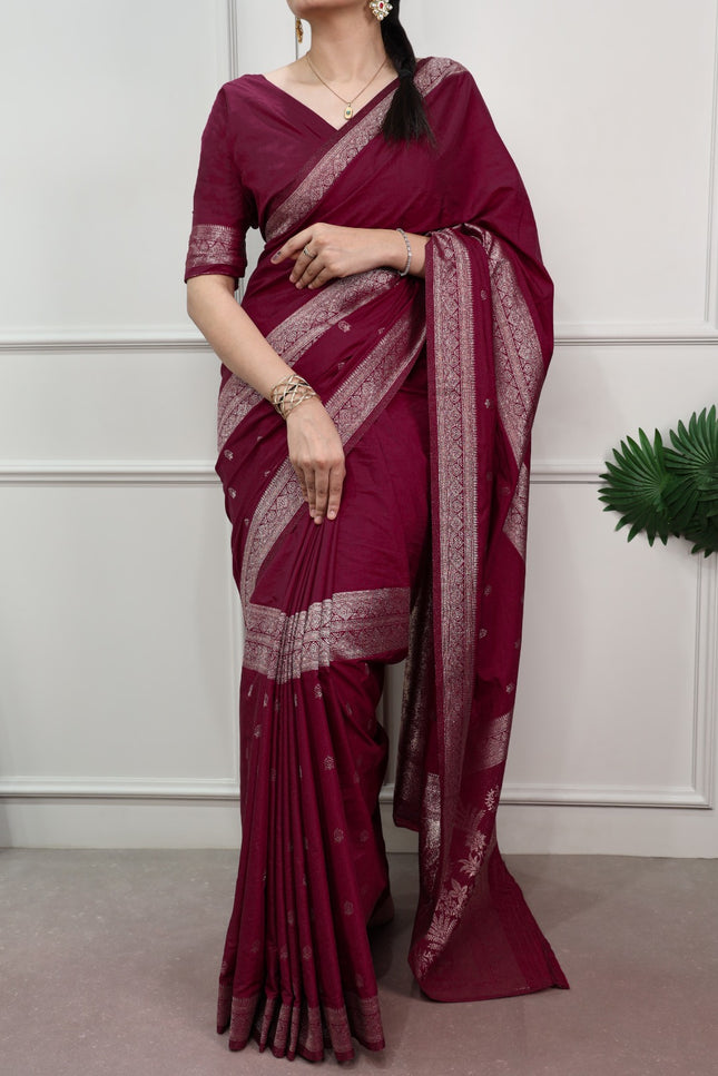 Designed to make every moment feel royal SS435