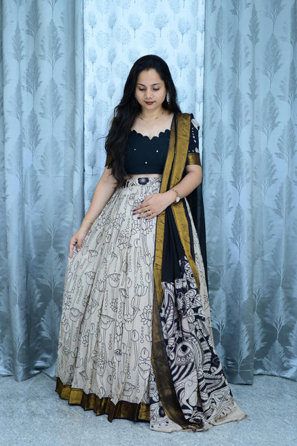 Kalamkari lehangas SS467