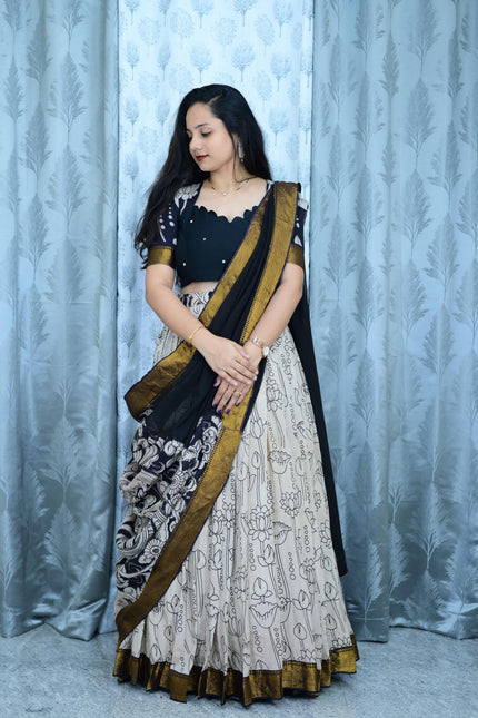Kalamkari lehangas SS467