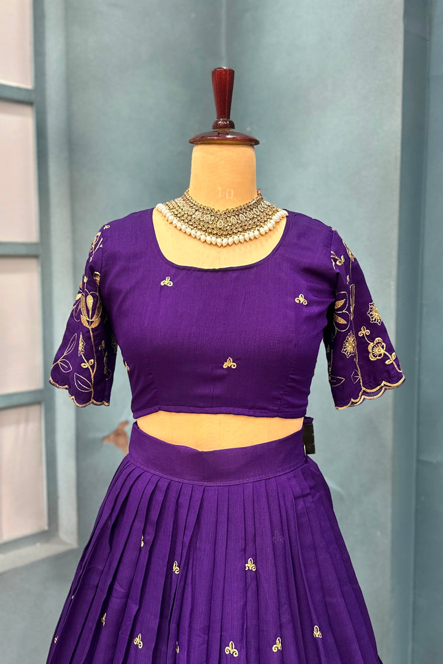 Elevate your ethnic wardrobe SS474