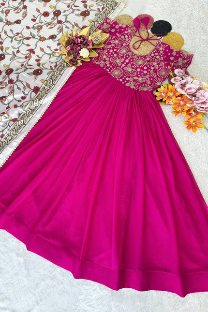 Beautiful Maggam Work Gown With Kalamkari Dupatta SS704