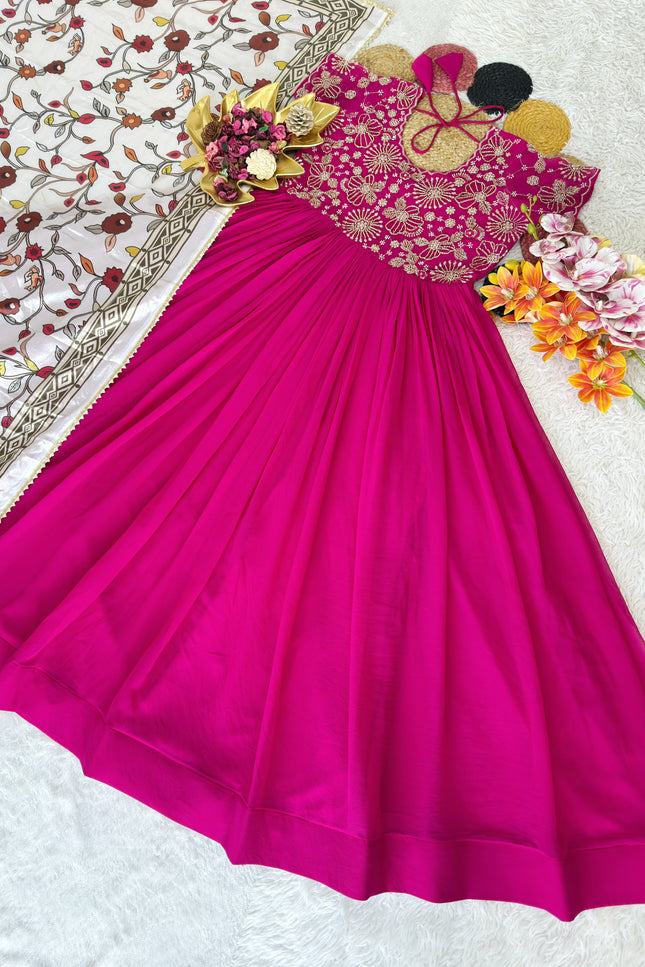 Beautiful Maggam Work Gown With Kalamkari Dupatta SS704