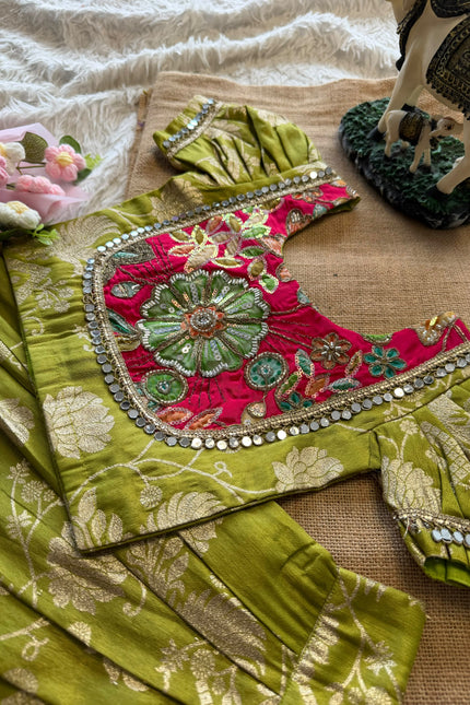 Beautiful Viscose Tissue in Position Print SS862