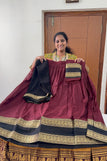 blouse unstitched / maroon & blackk gap border
