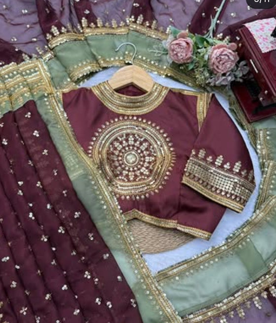 Designer Saree – Elegance Redefined  SS396