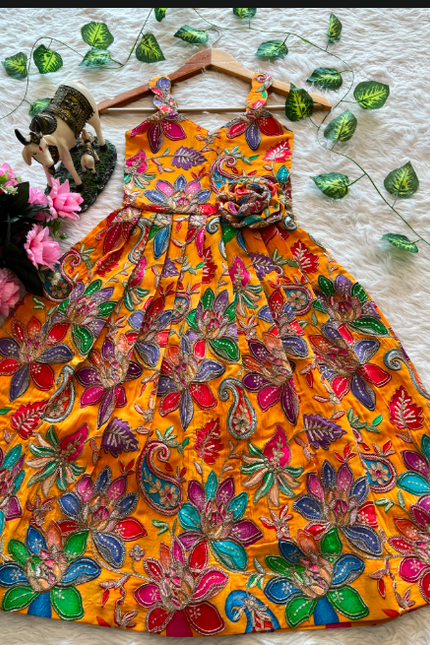 A garden of colour, made for little celebrations SS494