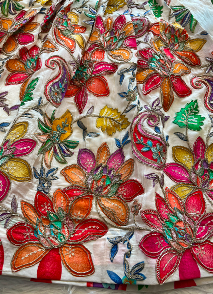 A garden of colour, made for little celebrations SS494